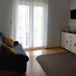 Apartamento Crljenko With Sea View
