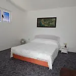 Apartamento Crljenko With Sea View
