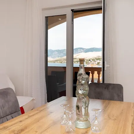 Apartament Crljenko With Sea View Pag Town