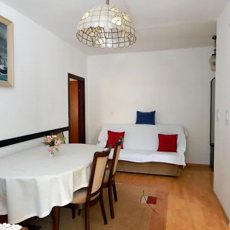 Apartman Crljenko With Sea View Pag Town