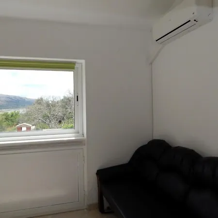 Apartman Crljenko With Sea View *